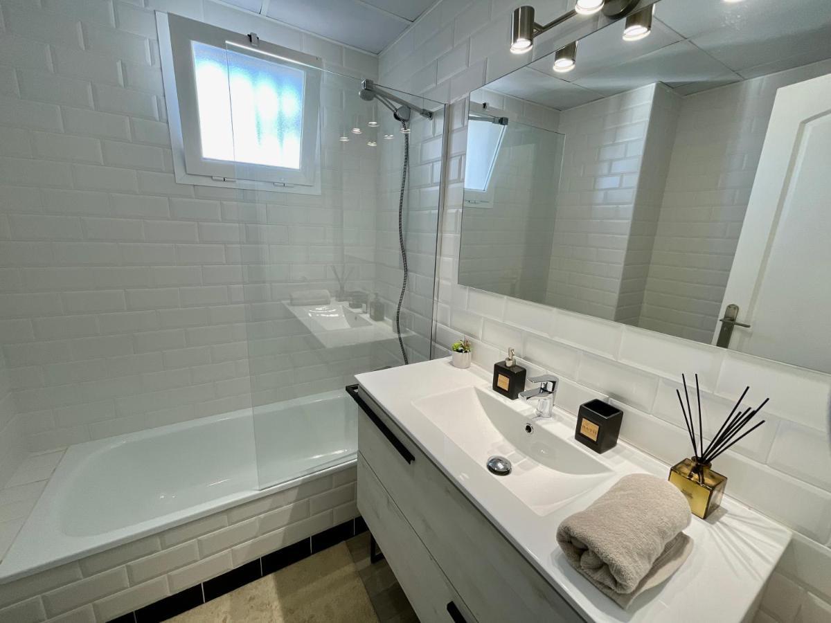 Hill Sea View Apartment Manilva Luaran gambar